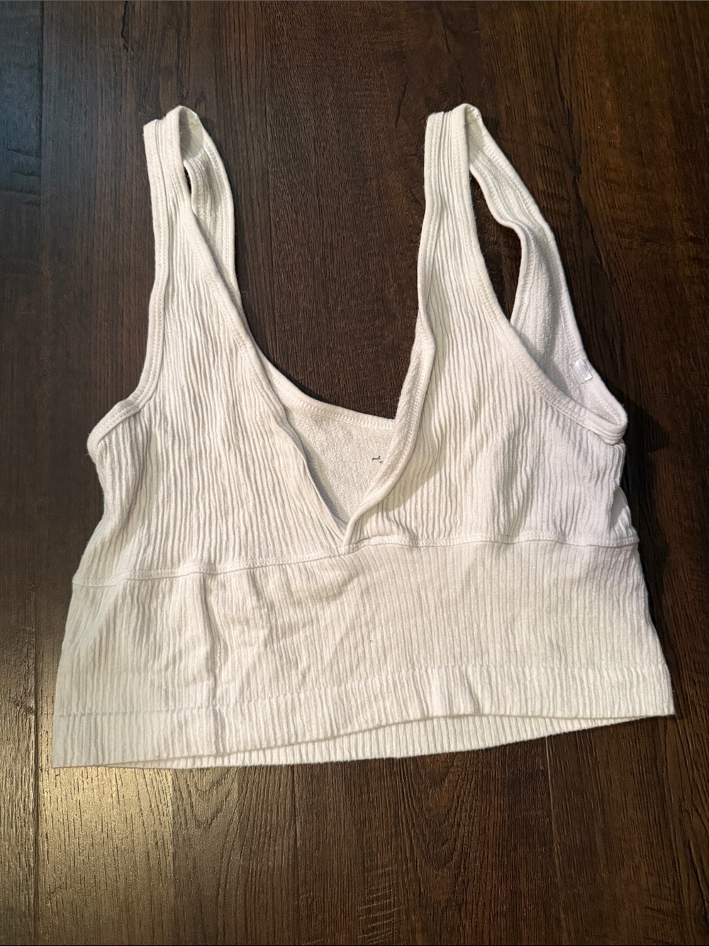 Urban Outfitters White Ribbed V-Neck Crop Top